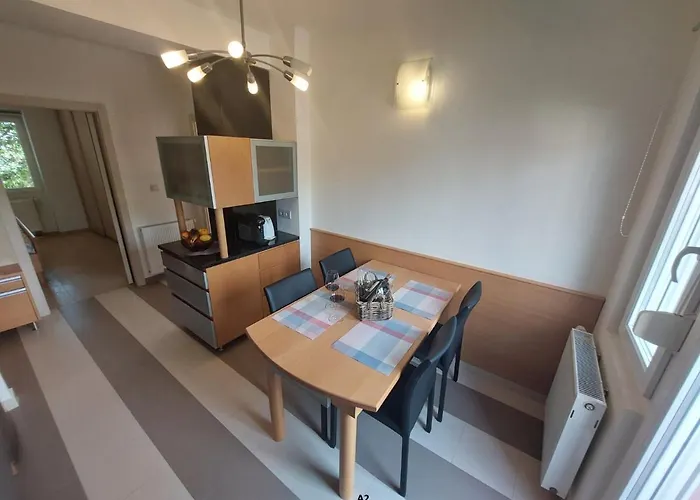 Anago 2 Apartman Zára